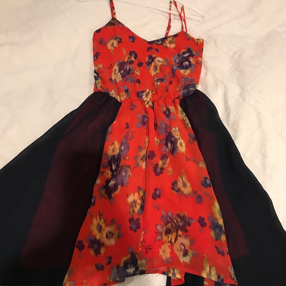 Gorgeous flowing summer dress.
